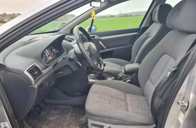 PEUGEOT 407 1.8 i 16V (116 KM)