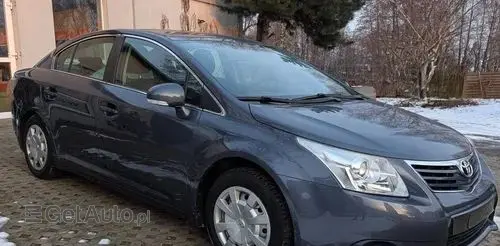 TOYOTA Avensis 