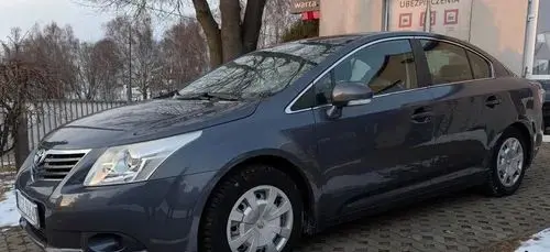 TOYOTA Avensis 