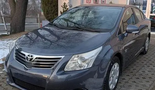 TOYOTA Avensis 
