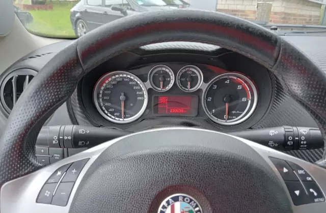 ALFA ROMEO MiTo 1.6 JTDm (120 KM)