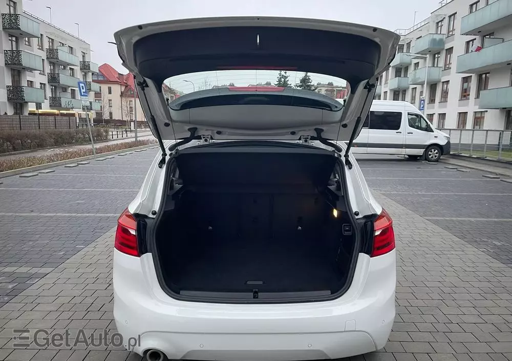 BMW Seria 2 216d