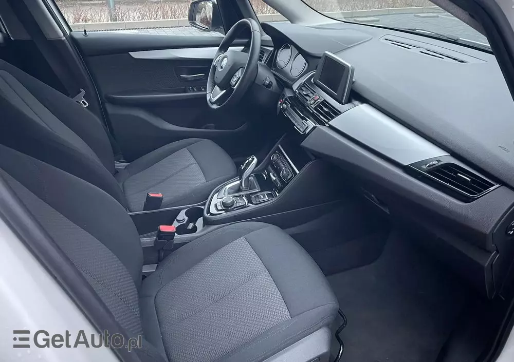 BMW Seria 2 216d