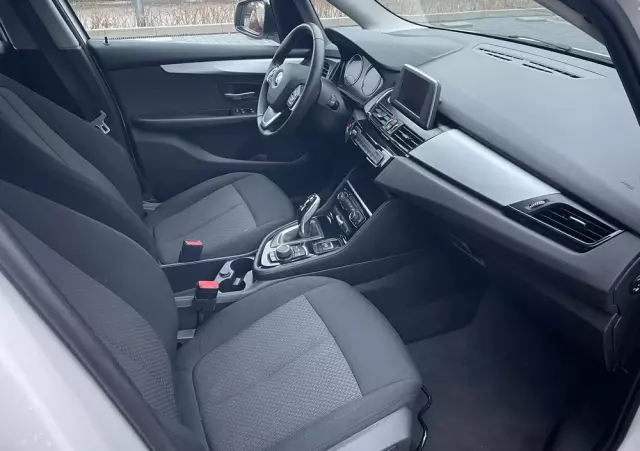 BMW Seria 2 216d