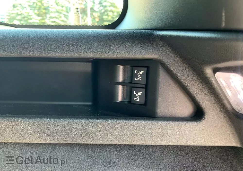 LAND ROVER Discovery Sport D200 Dynamic HSE