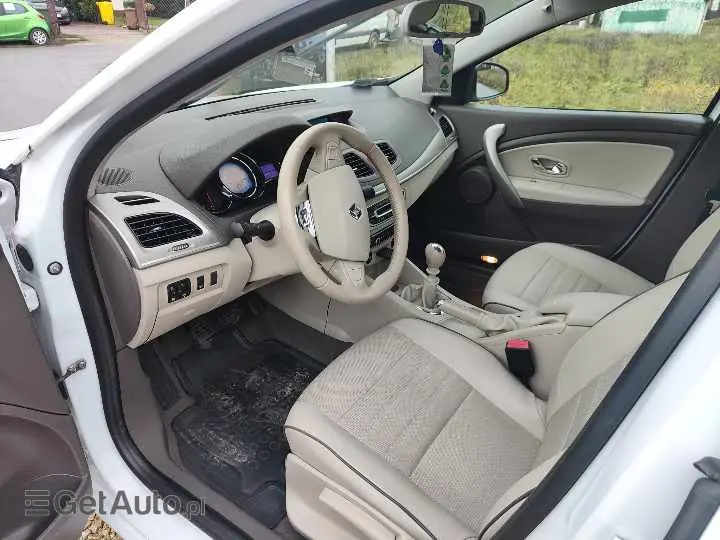 RENAULT Fluence 