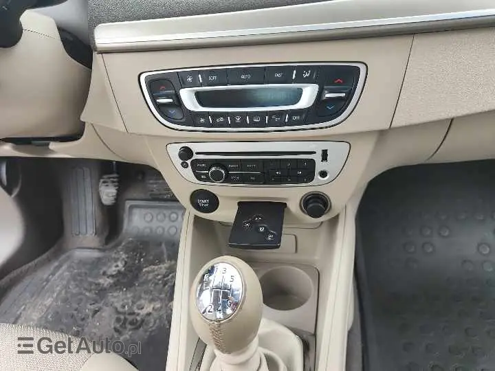 RENAULT Fluence 