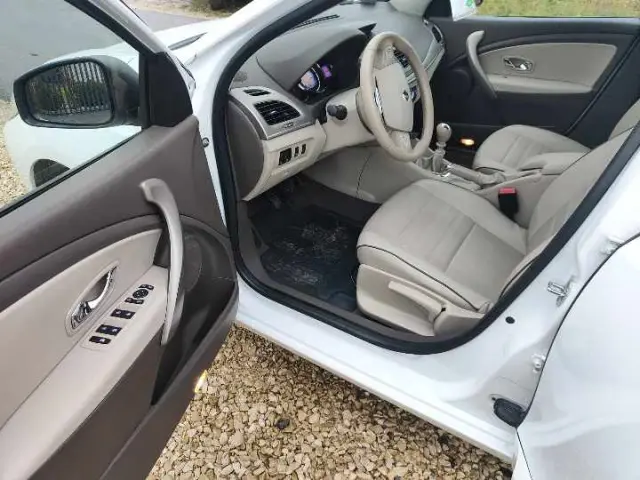 RENAULT Fluence 