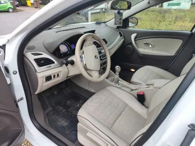 RENAULT Fluence 