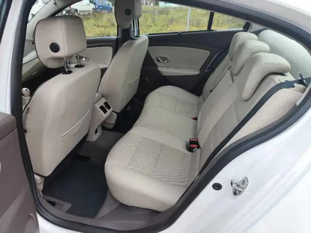 RENAULT Fluence 