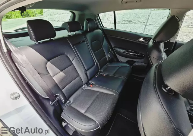 KIA Sportage 1.7 CRDI Business Line L 2WD