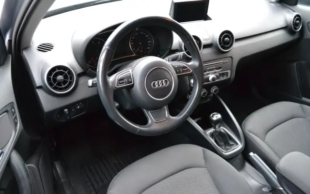 AUDI A1 Sportback 1.4 TFSI design