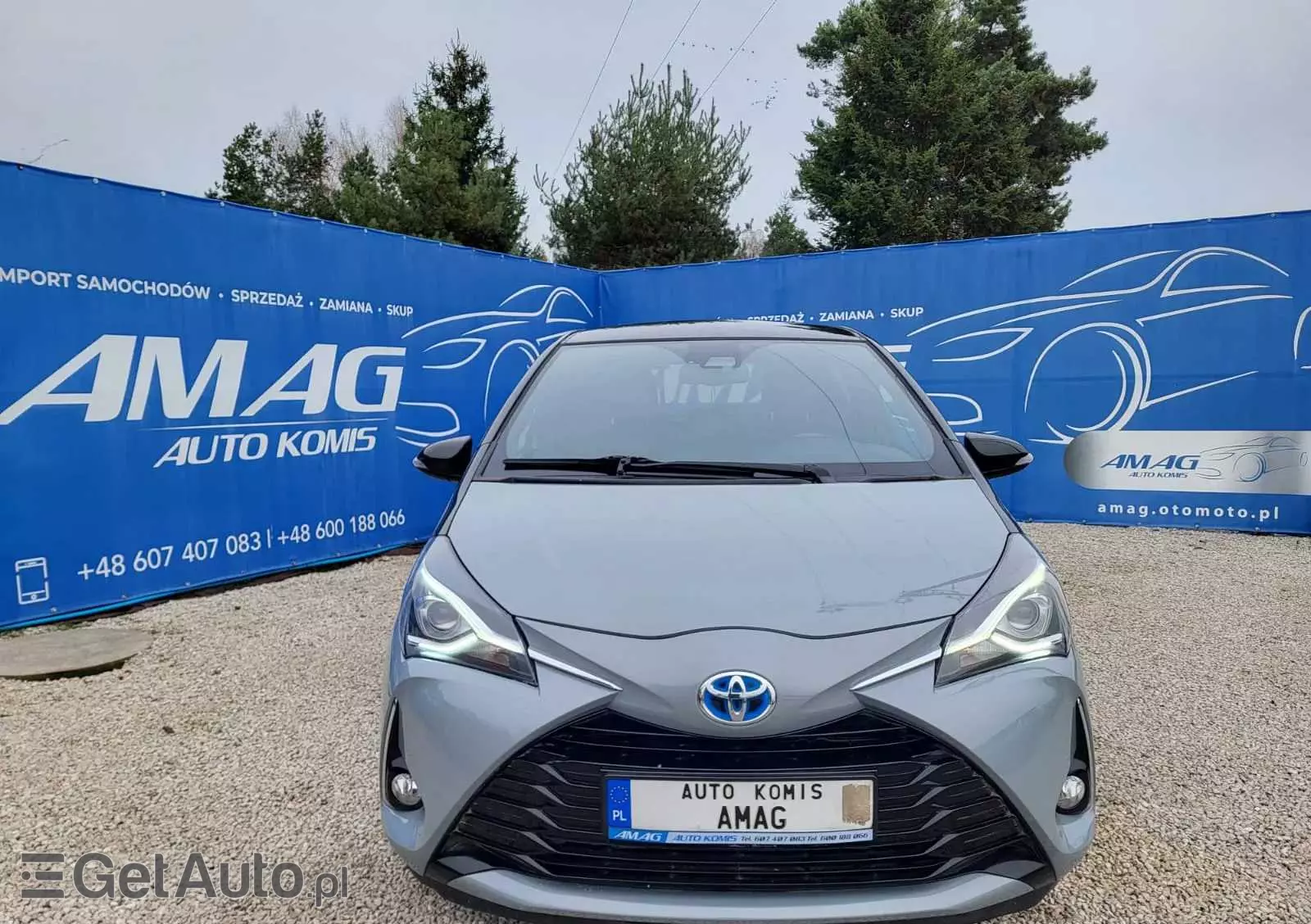 TOYOTA Yaris Hybrid 100 Active