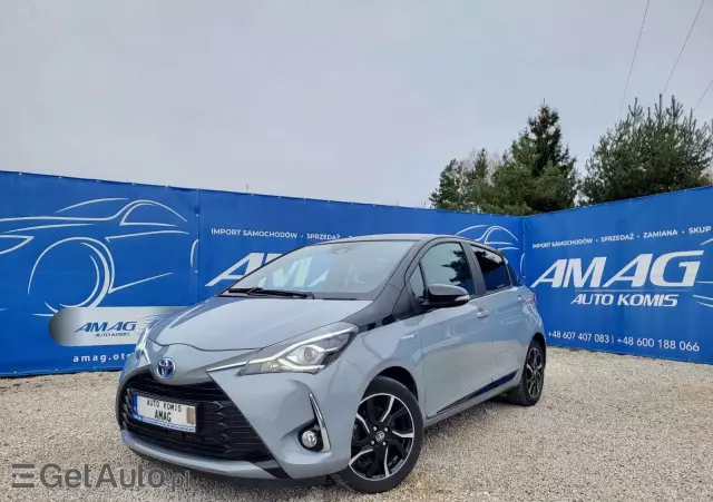 TOYOTA Yaris Hybrid 100 Active