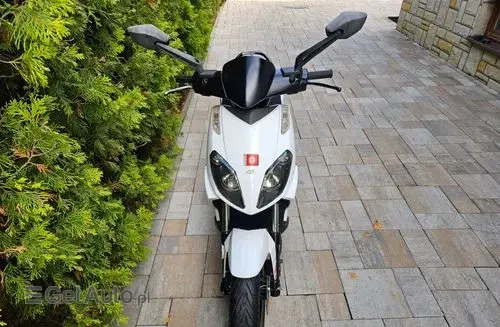 DERBI Variant Sport 125 4T 