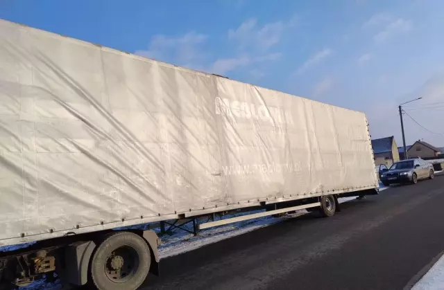 NACZEPA WELLMEYER SCS9 1 OSIOWA NACZEPA Naczepa 