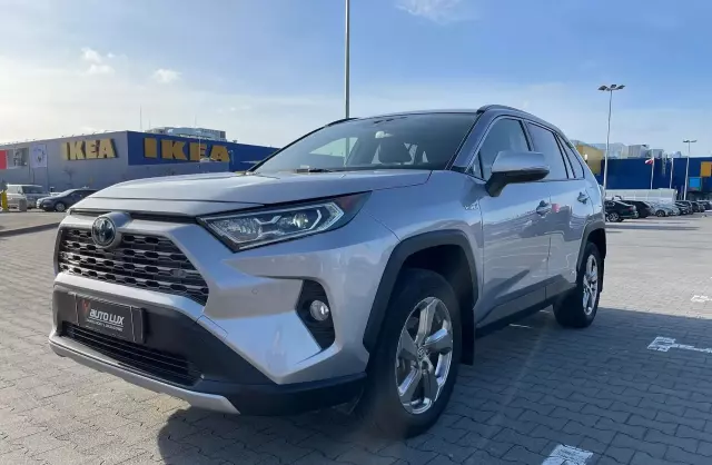 TOYOTA RAV4 