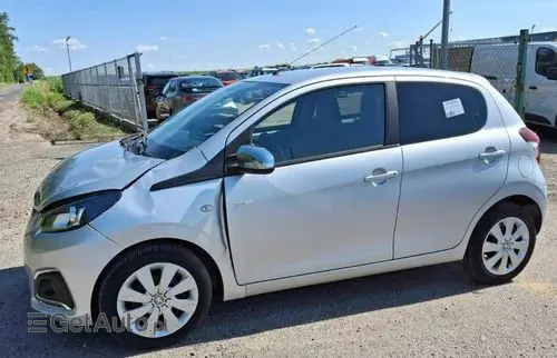 PEUGEOT 108 