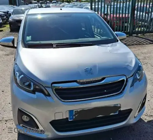 PEUGEOT 108 