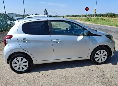 PEUGEOT 108 
