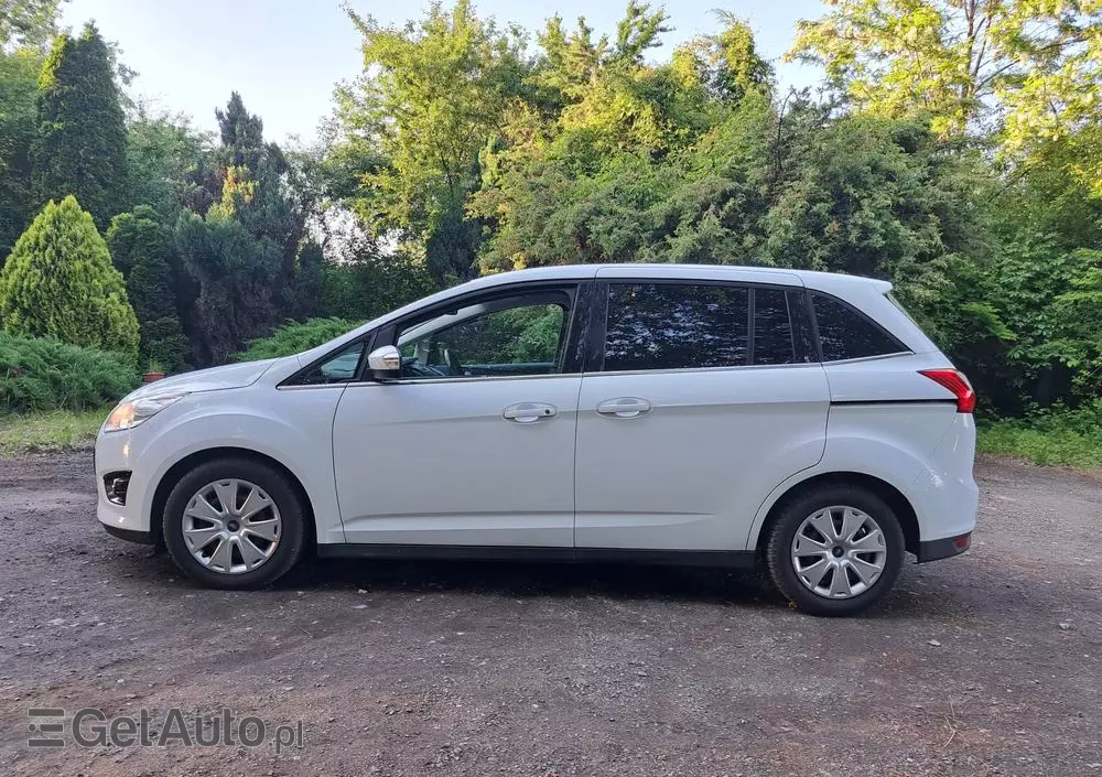 FORD Grand C-MAX 1.6 TDCi Titanium