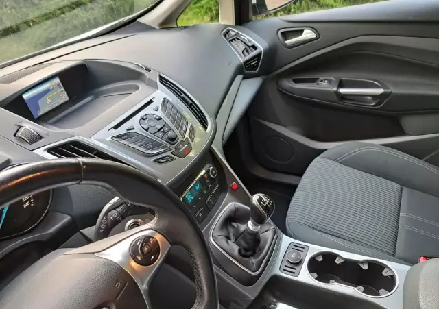 FORD Grand C-MAX 1.6 TDCi Titanium