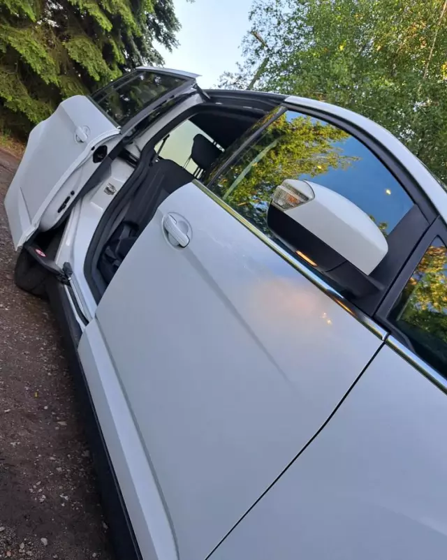 FORD Grand C-MAX 1.6 TDCi Titanium