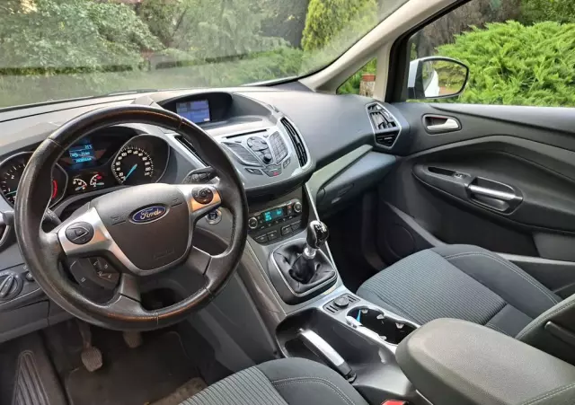 FORD Grand C-MAX 1.6 TDCi Titanium