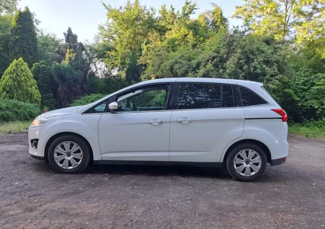 FORD Grand C-MAX 1.6 TDCi Titanium