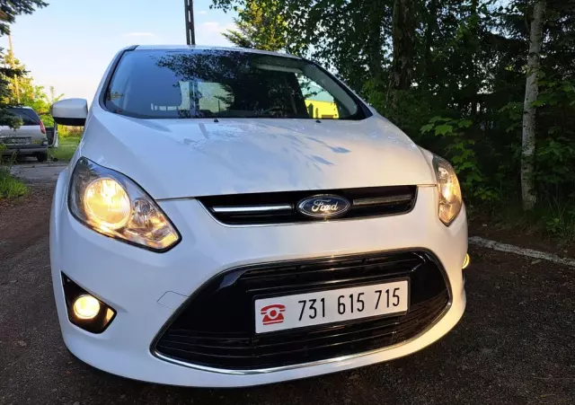 FORD Grand C-MAX 1.6 TDCi Titanium