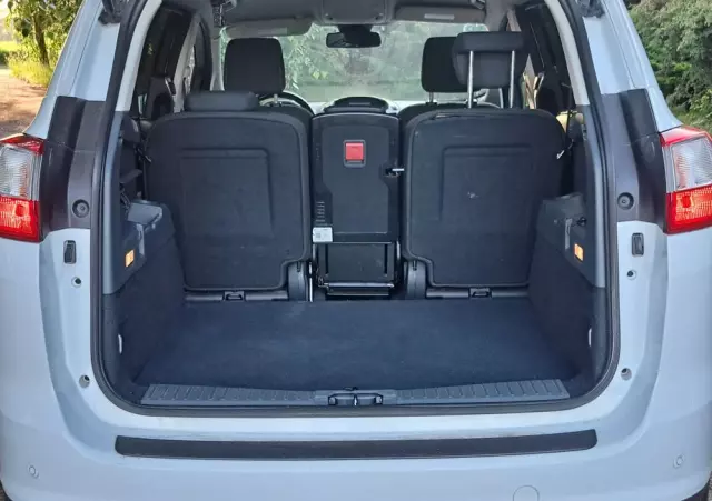 FORD Grand C-MAX 1.6 TDCi Titanium