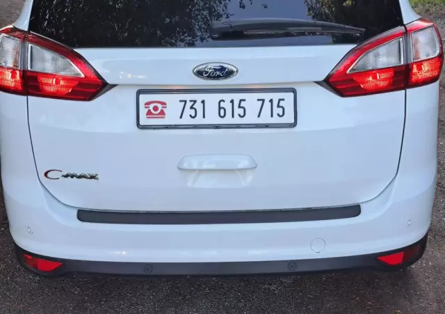 FORD Grand C-MAX 1.6 TDCi Titanium