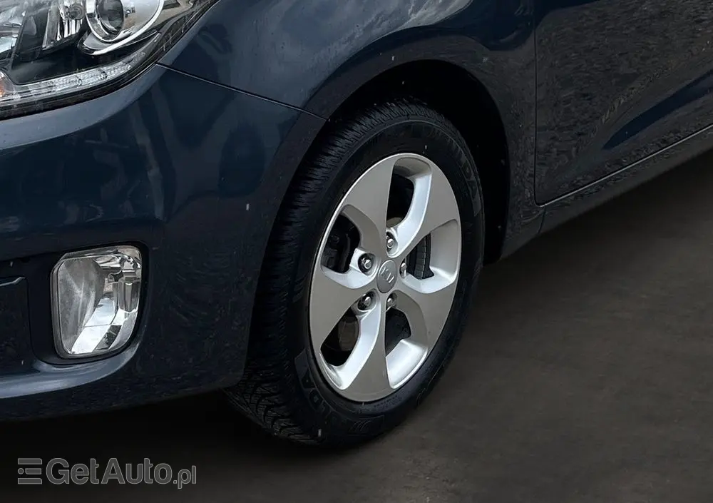 KIA Carens 1.6 GDI M