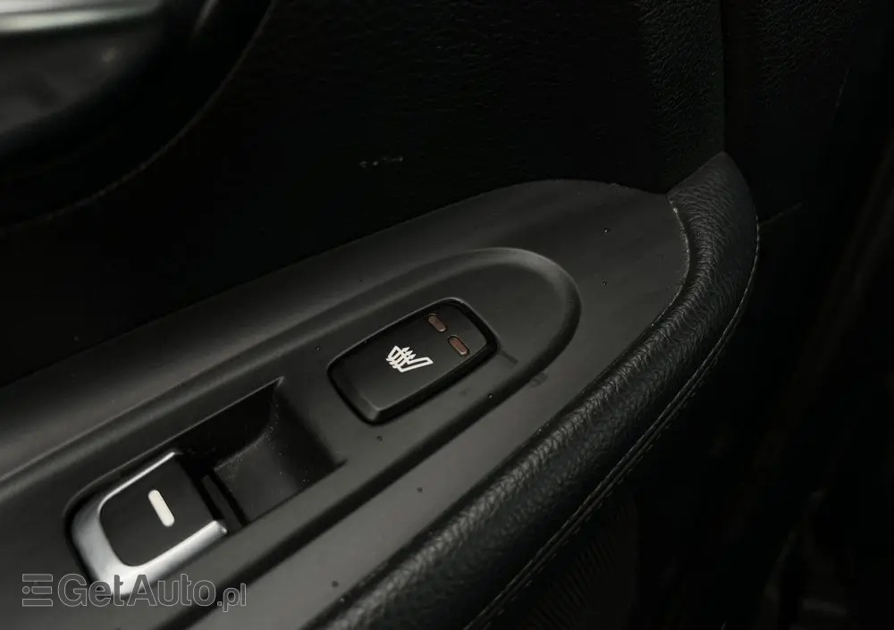 KIA Carens 1.6 GDI M