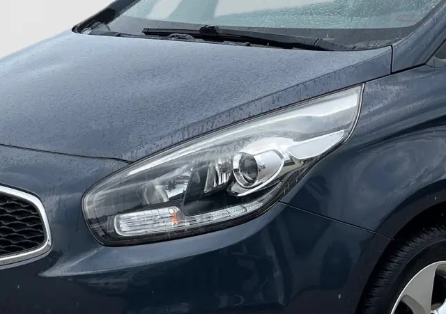 KIA Carens 1.6 GDI M