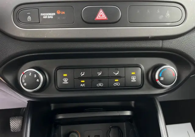 KIA Carens 1.6 GDI M