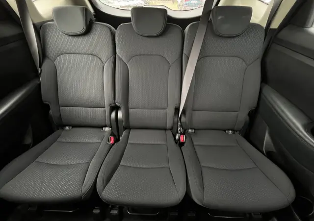 KIA Carens 1.6 GDI M