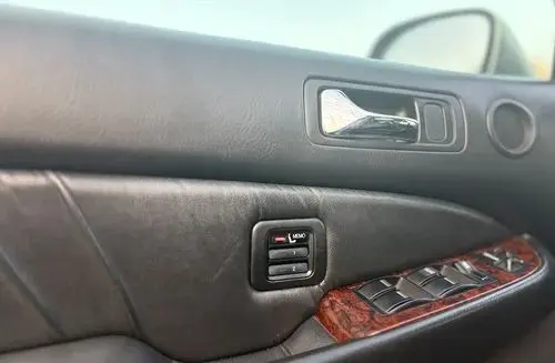 HONDA Legend 