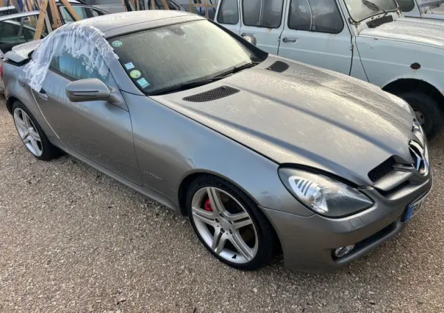 MERCEDES-BENZ SLK 