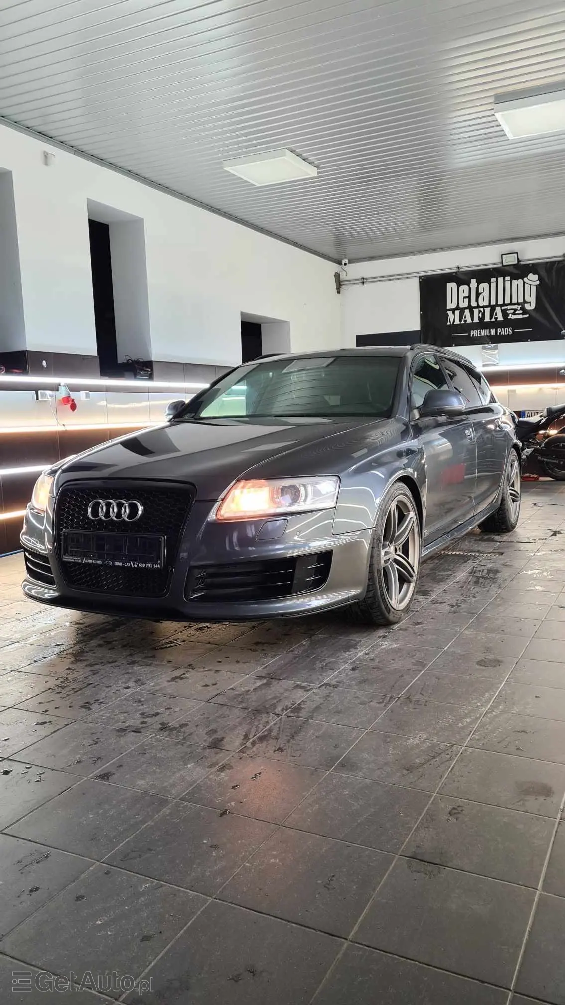 AUDI RS6 Avant Tiptronic
