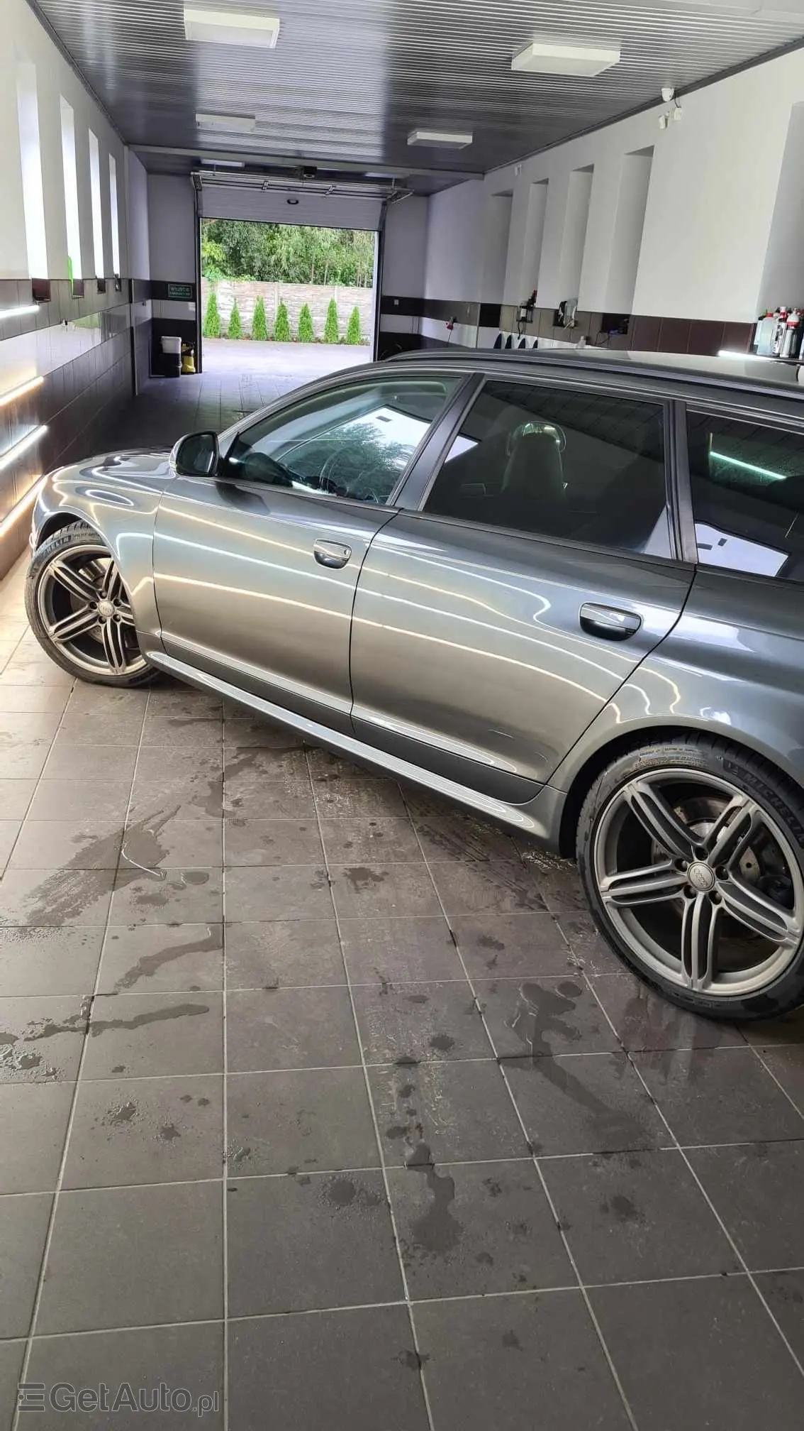 AUDI RS6 Avant Tiptronic