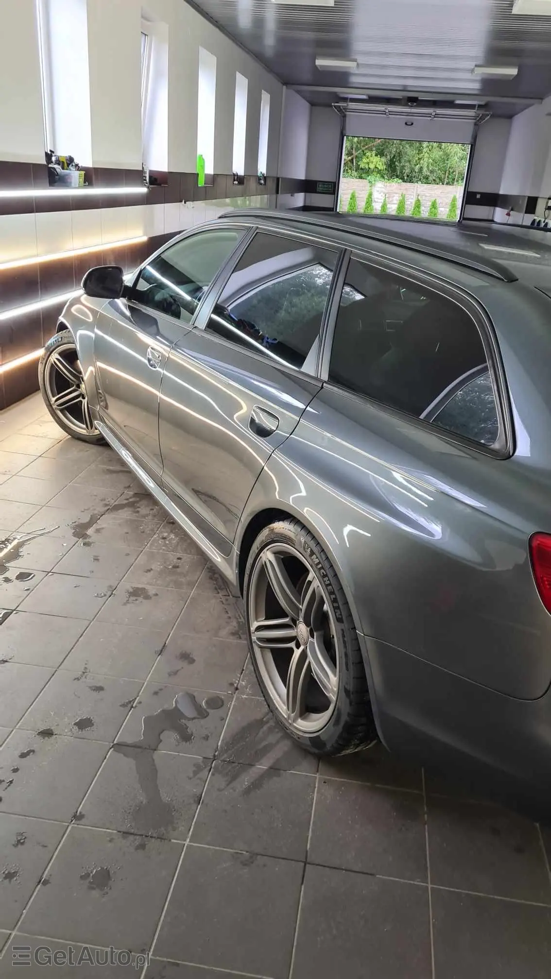 AUDI RS6 Avant Tiptronic