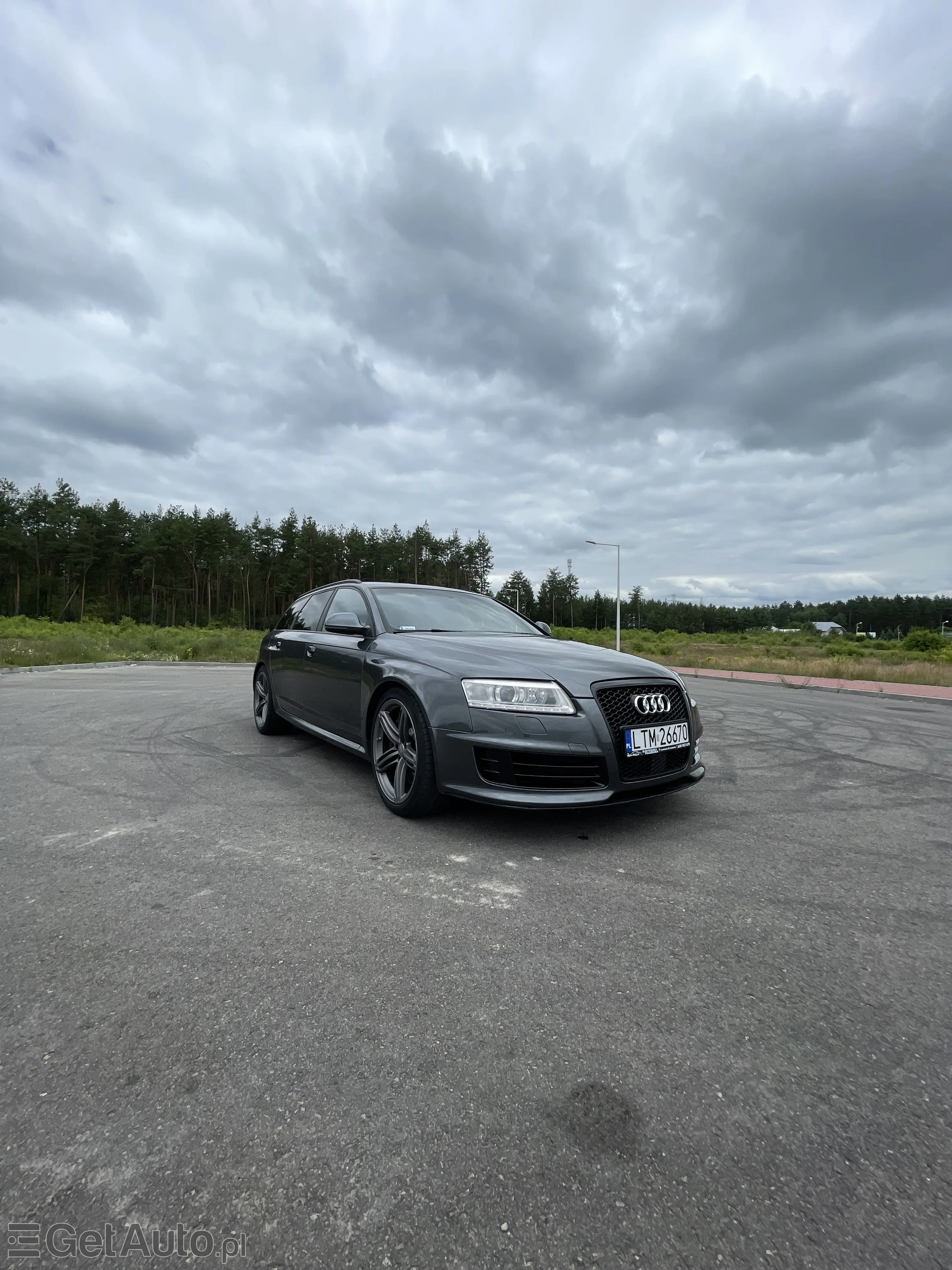 AUDI RS6 Avant Tiptronic
