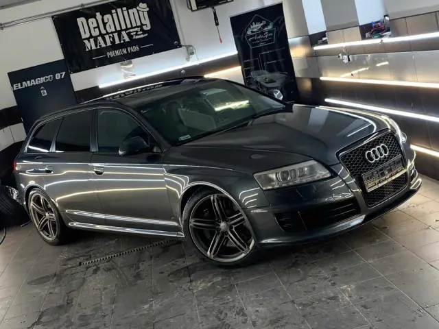 AUDI RS6 Avant Tiptronic
