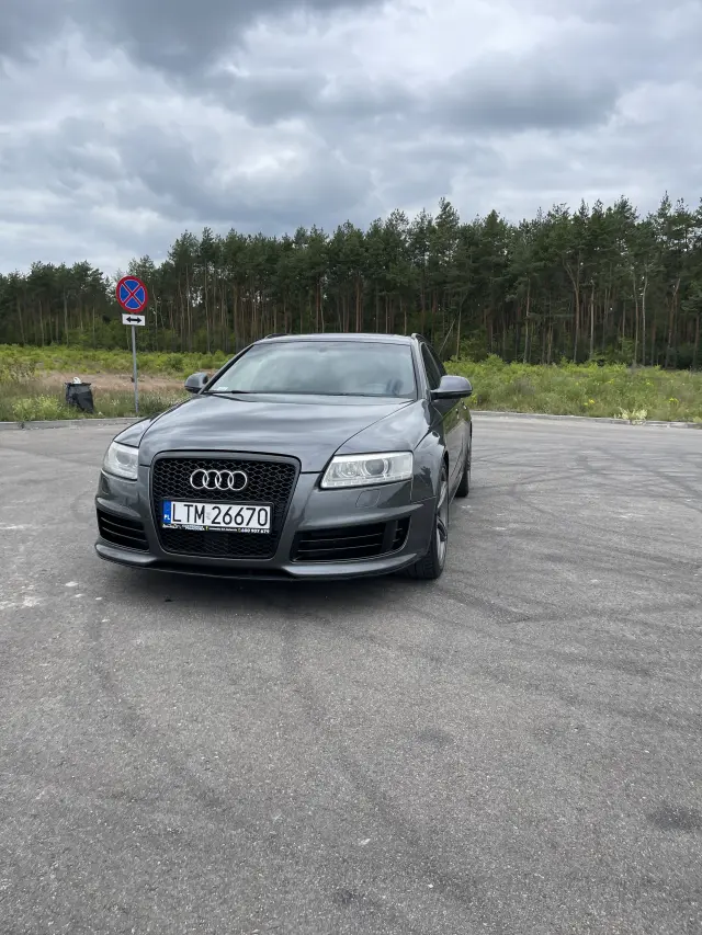 AUDI RS6 Avant Tiptronic