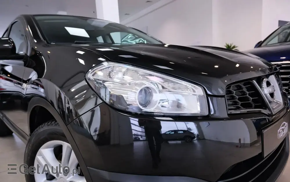NISSAN Qashqai 2.0 dCi 4 x 4 DPF tekna