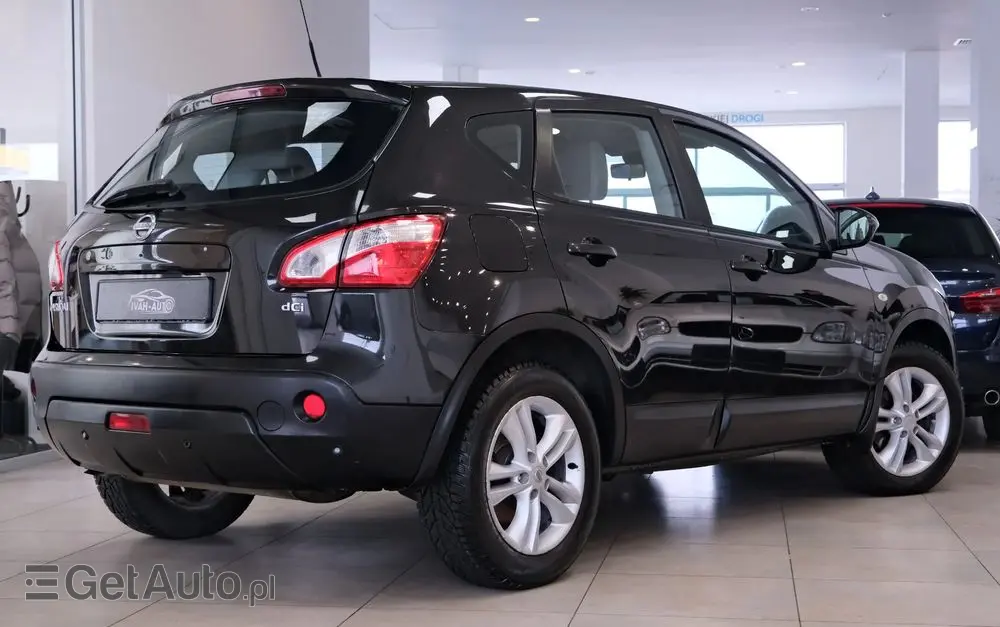 NISSAN Qashqai 2.0 dCi 4 x 4 DPF tekna