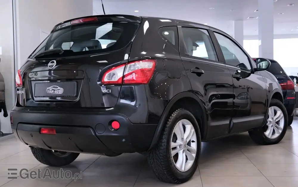 NISSAN Qashqai 2.0 dCi 4 x 4 DPF tekna