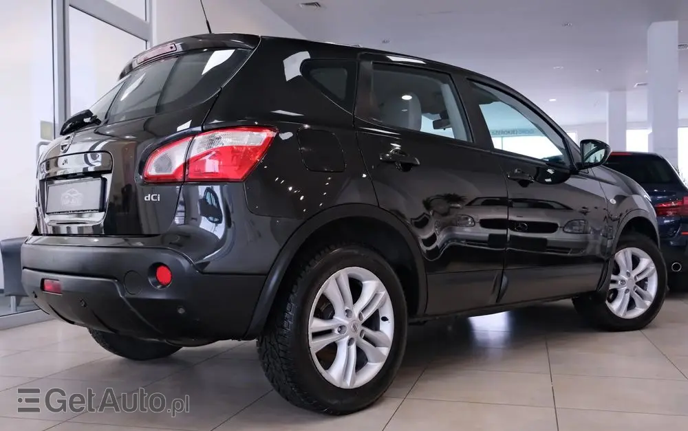 NISSAN Qashqai 2.0 dCi 4 x 4 DPF tekna