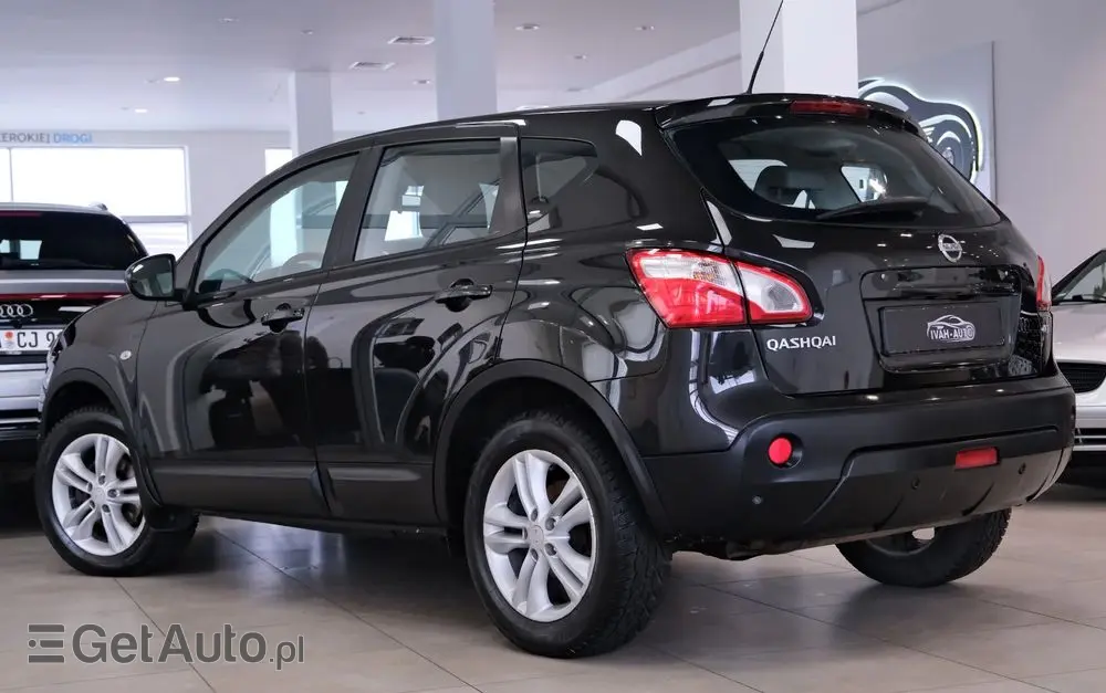 NISSAN Qashqai 2.0 dCi 4 x 4 DPF tekna